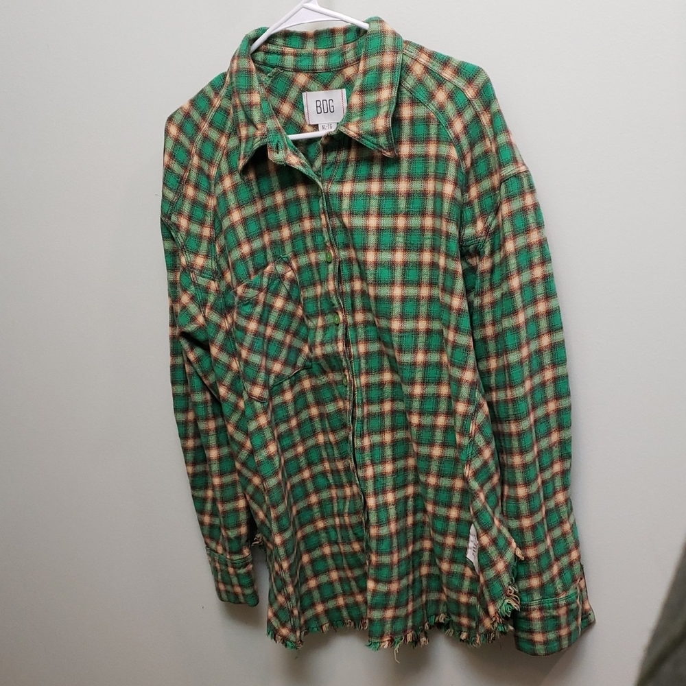 Urban Outfitters BDG Brixton Button Down Green Plaid Shacket Shirt Raw Hem Sz Xl